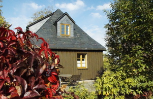 Gartenhaus im Herbst
